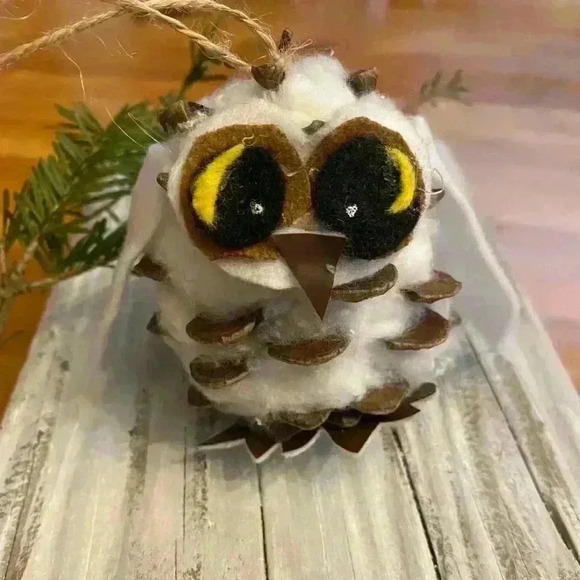 Snowy Owl handmade ornament Christmas - Picture 1 of 4